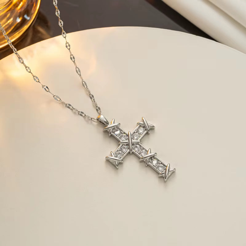 Vintage Cross Zircon Necklace – Faith Meets Timeless Elegance